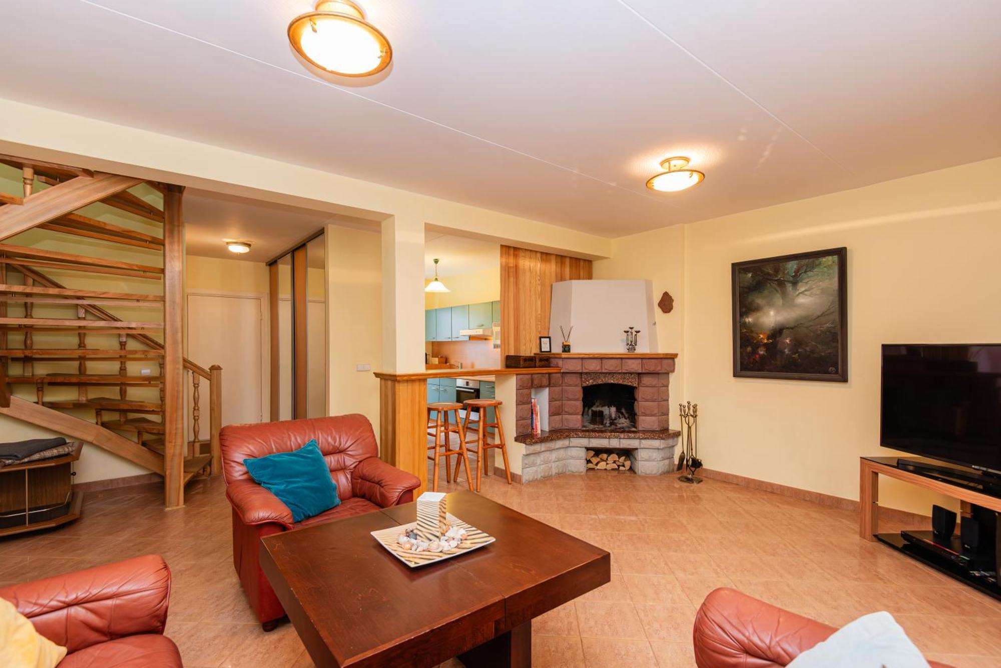 Family Inn Cottage With Terrace Palanga Exteriör bild